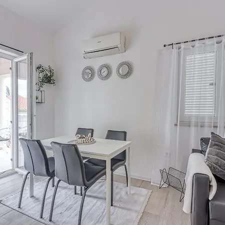 Kestenova Guest house