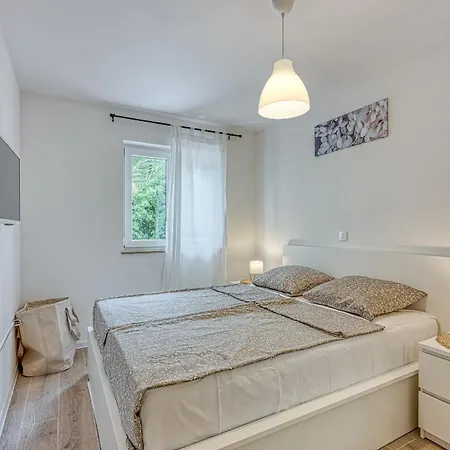 Kestenova Guest house 3*